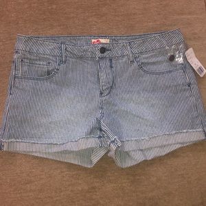 Forever 21 shorts NEW with tags